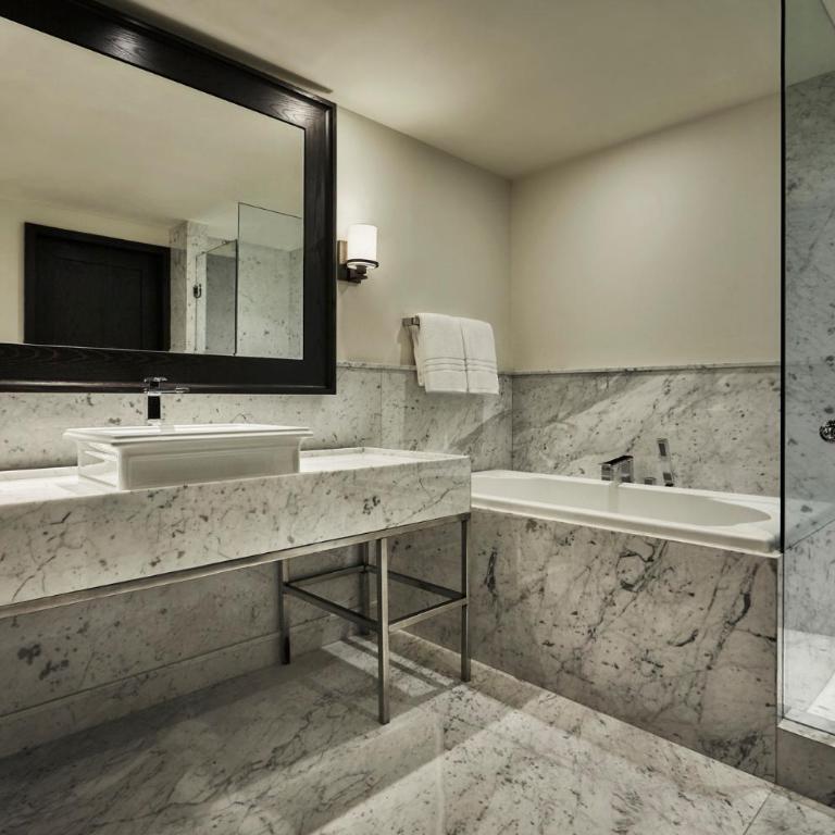 Four Seasons Hotel Mexico City - Governor Suite King - 4