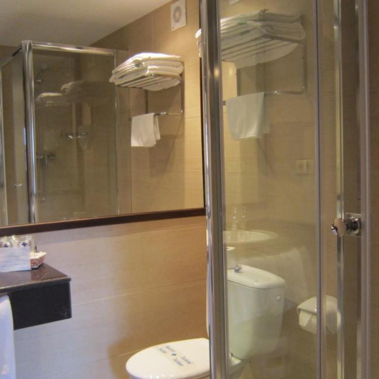Gran Hotel Paraiso - Superior Double Room with 3 Beds - 7