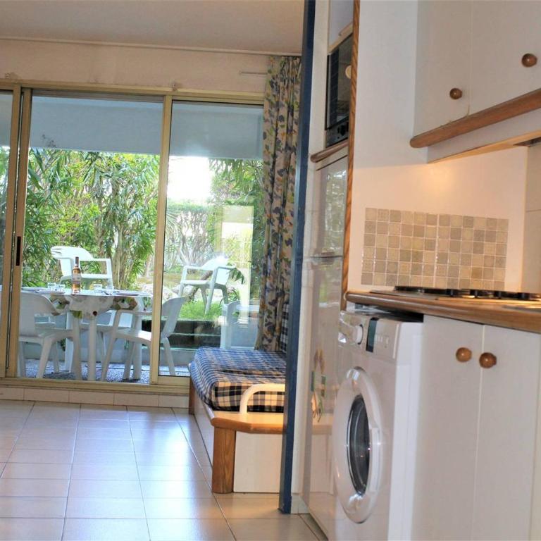 Appartement 3P en RDJ avec Jardin, accès plage direct, 4 à 6 couchages - Villeneuve-Loubet Plage - FR-1-252A-73 - Appartement - 14