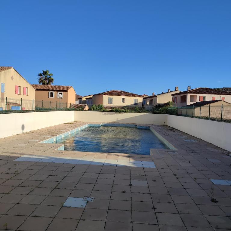 Villa Club T2 complètement rénové à Mar Vivo, plages à pieds, piscine - Maison 1 Chambre - 15