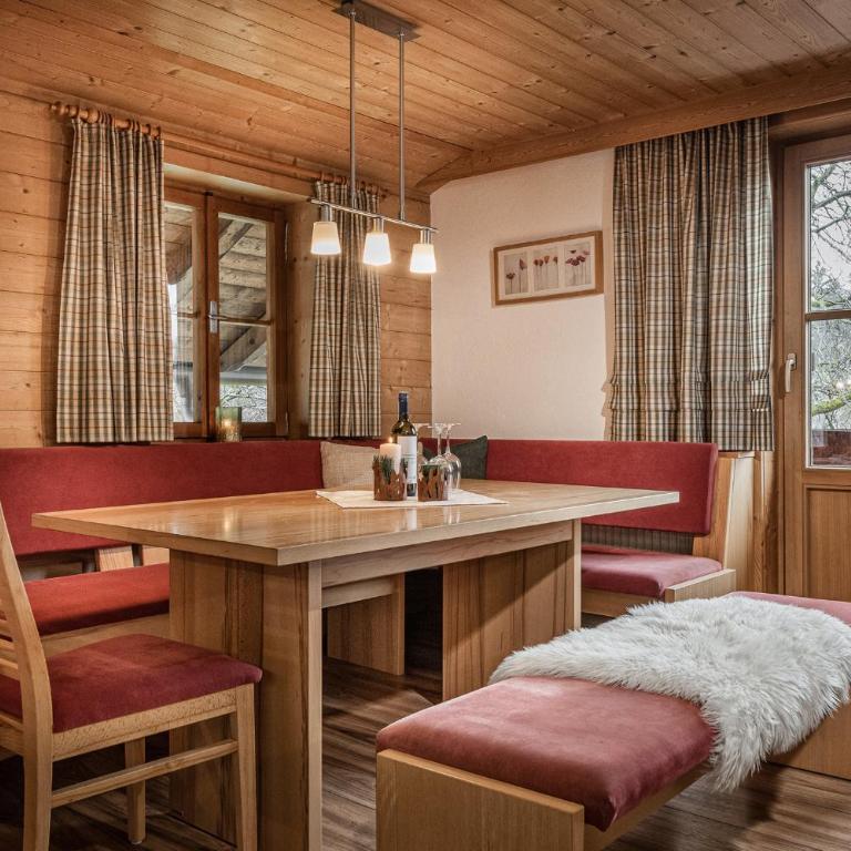 Zillertaler Hofchalets Schustererhof - Apartment mit 2 Schlafzimmern und Bergblick - 3