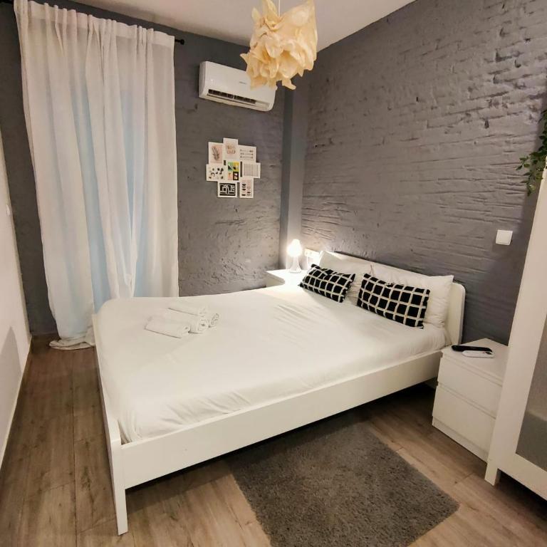 Pequeño Alojamiento con Mini Piscina - NO climatizada - Studio with Terrace - 18