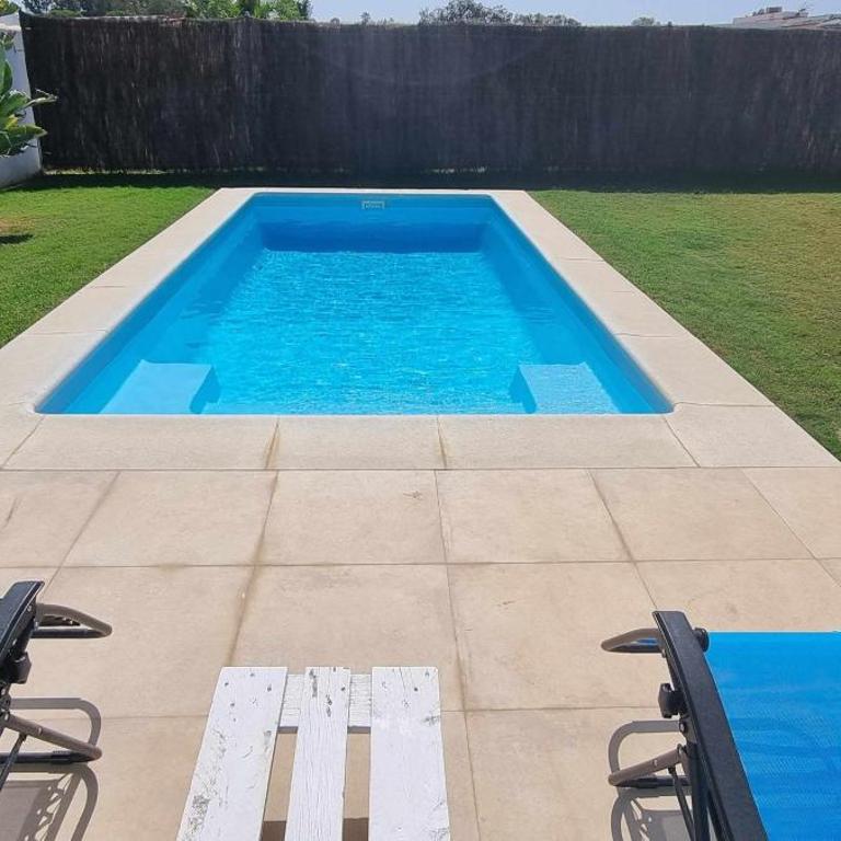 Las Casitas de la Barrosa con jardín y piscina - Casa - 1