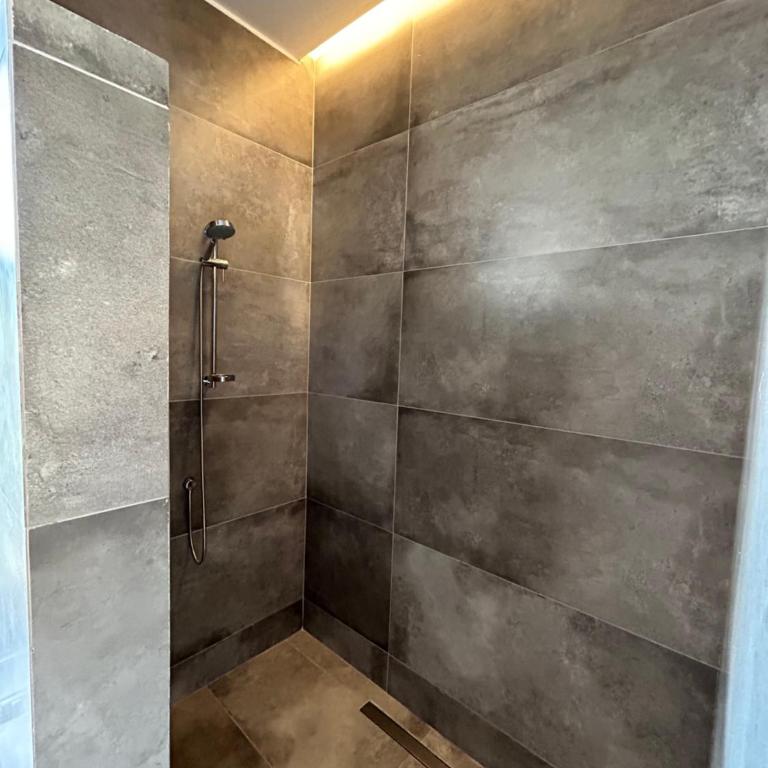 Mawün Lodge Pucon - Double Room with Private Bathroom - 7