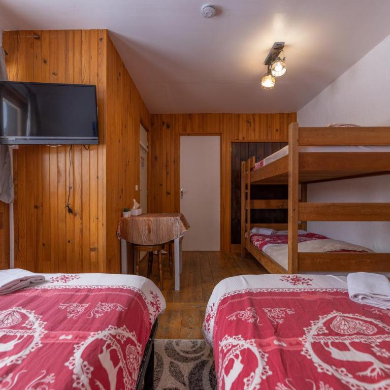 REFUGE- GITE Le Pas de l'Ane - Chambre Quadruple - Vue sur Montagnes - 4
