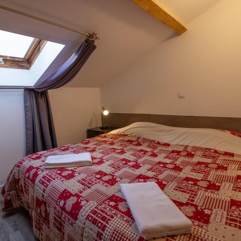 REFUGE- GITE Le Pas de l'Ane - Chambre Quadruple - 3