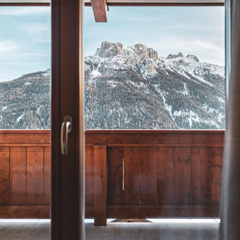 Albergo Belvedere - Camera Matrimoniale/Doppia con Letti Singoli con Vista Montagna - 18