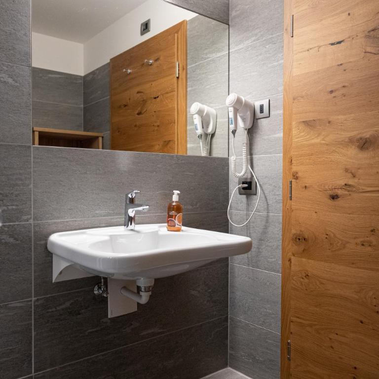 Albergo Belvedere - Camera Tripla Standard - 13