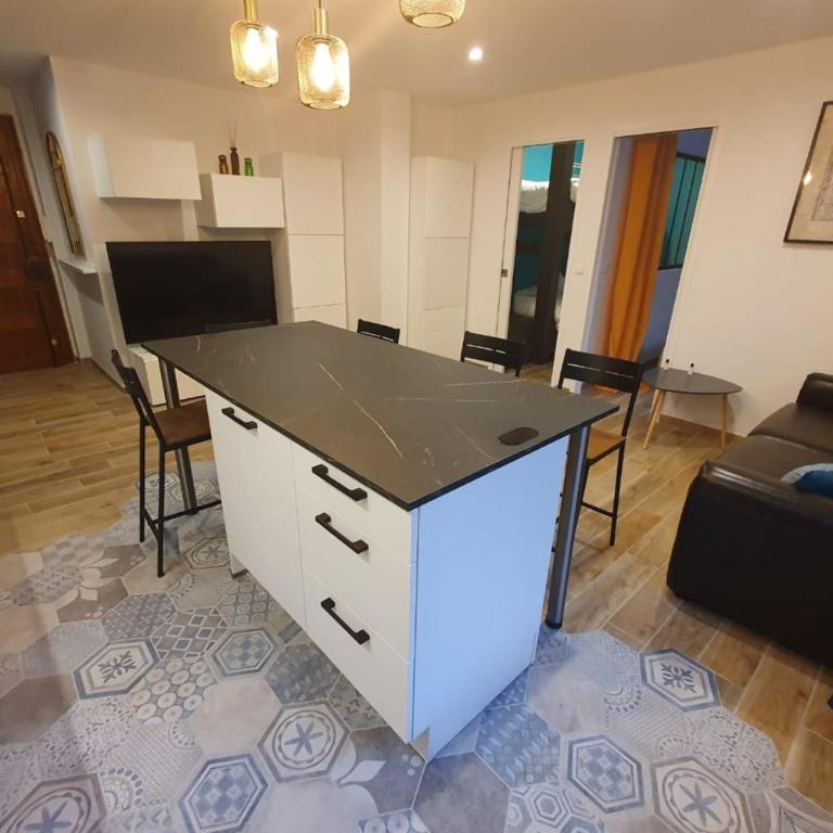 Le Thiou - Apartment for 4 people 5 minutes from the center - Appartamento - 4