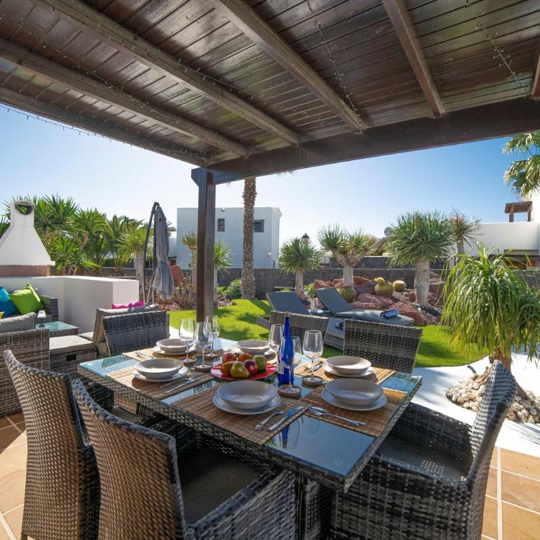Beautiful Lanzarote Villa 3 Bedrooms Villa Irlanda Private Pool & Only 400M From The Sea Playa Blanca - Three-Bedroom Villa - 11