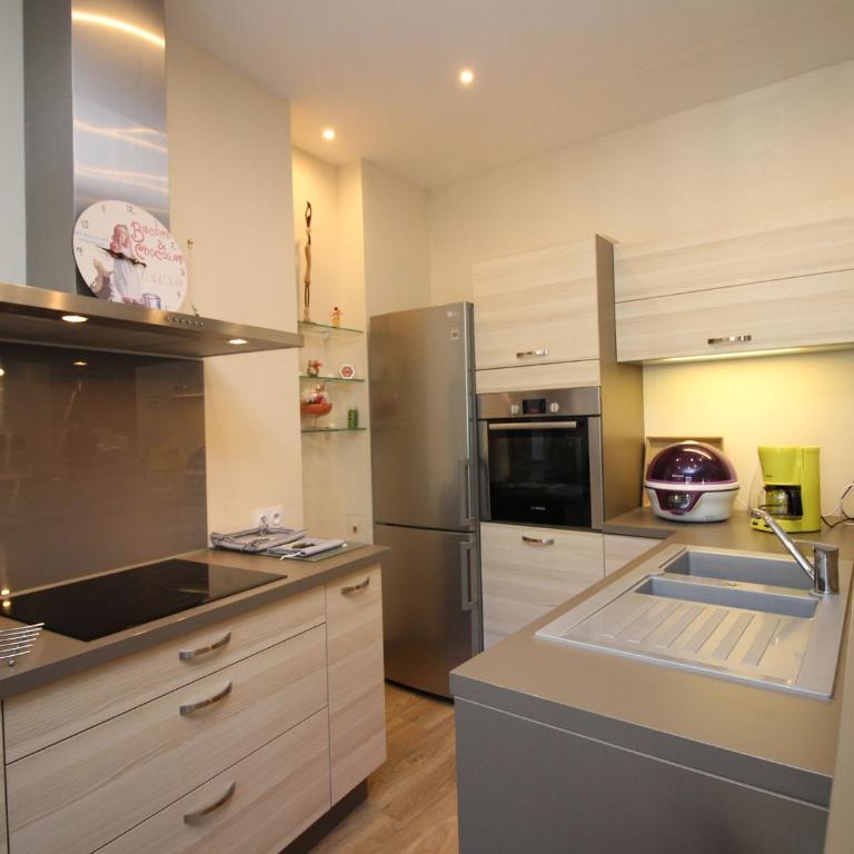 LE MONT DORE - Appartement T3 spacieux avec balcon et WIFI au centre - FR-1-608-23 - Apartment (6 Adults) - 4