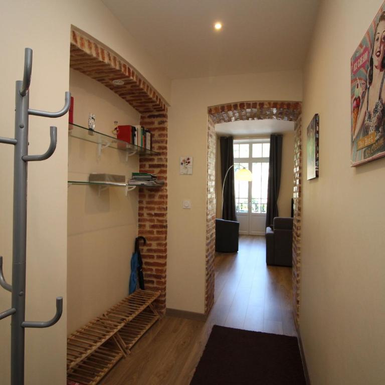 LE MONT DORE - Appartement T3 spacieux avec balcon et WIFI au centre - FR-1-608-23 - Apartment (6 Adults) - 6