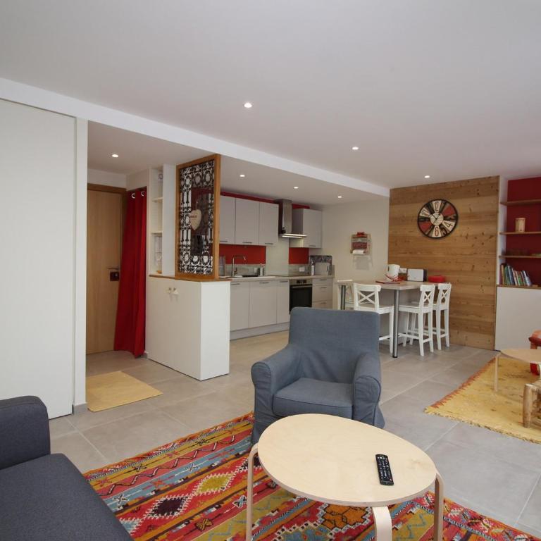Beau T2 avec terrasse, parking et wifi à 300m des thermes - FR-1-608-98 - Apartment (4 Adults) - 8