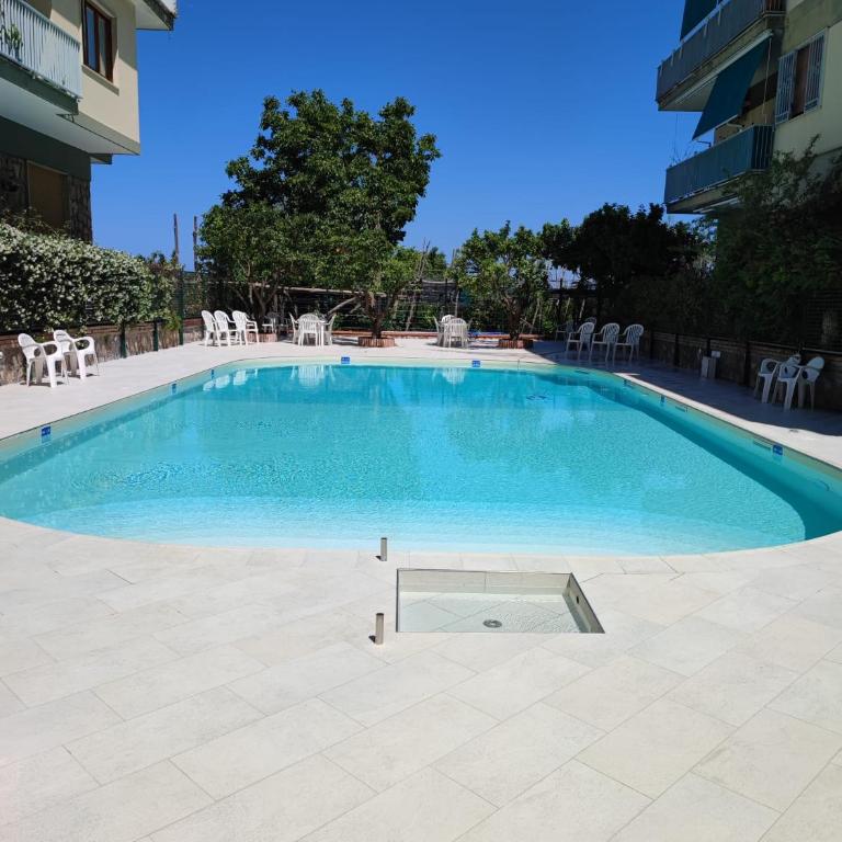 WHITE HOUSE SORRENTO - CASA VACANZA - Appartamento con 2 Camere da Letto - 47