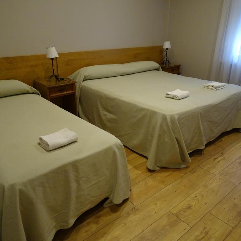 Garden Hotel - Habitación Triple Estándar - 8