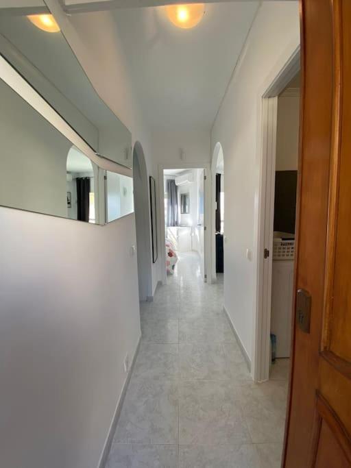 1 Bedroom Beachfront Apartment with Spectacular Sea Views! - Apartamento de 2 dormitorios - 7