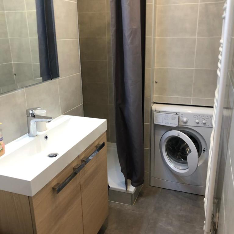 L Évidence, chaleureux 4 à 5 couchages, 1 chambre, cellier, vue dégagée, parking gratuit - Apartamento de 1 dormitorio - 27