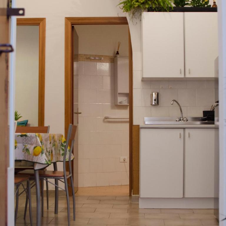 La Casetta - Two-Bedroom House - 4