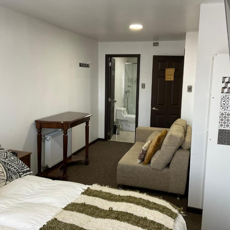Hostal Umantun - Double Room with Balcony and Sea View - 2