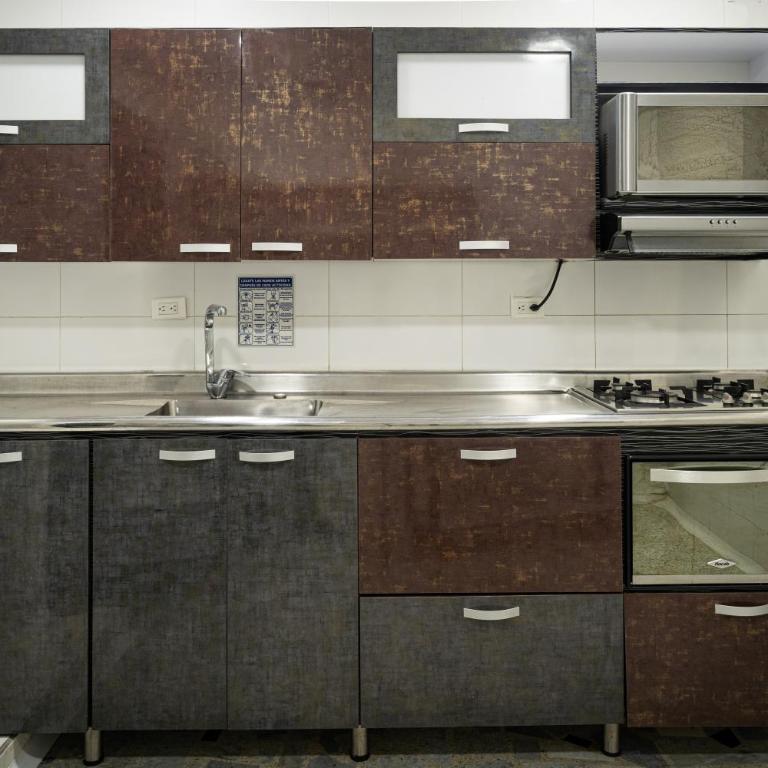 Next Door - Deluxe Room - 12