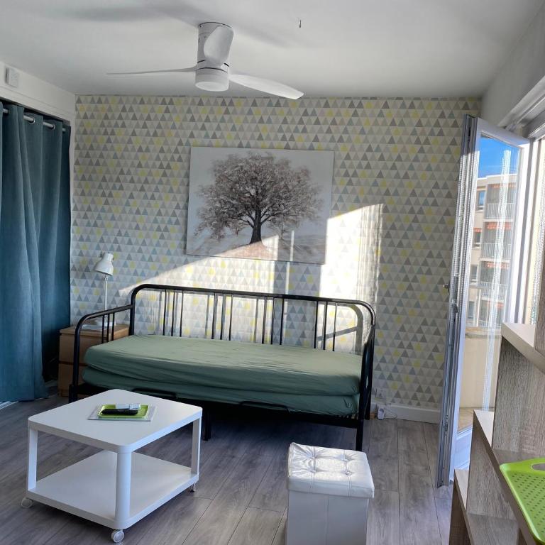 Studio Amicie 27m2, balcon couvert, près centre-gare-cathédrale, wifi - Appartamento Monolocale - 2