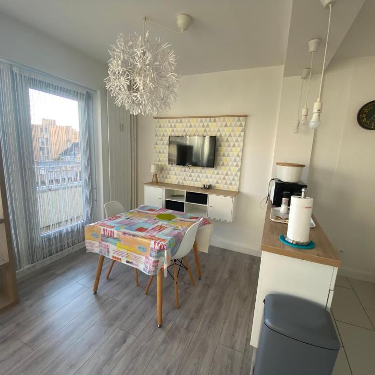 Studio Amicie 27m2, balcon couvert, près centre-gare-cathédrale, wifi - Appartamento Monolocale - 11