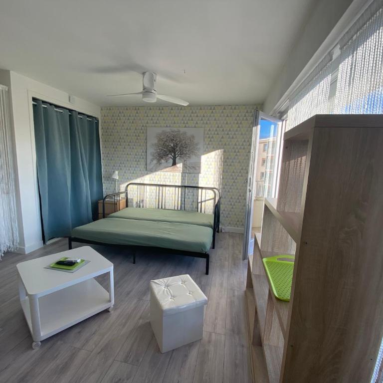 Studio Amicie 27m2, balcon couvert, près centre-gare-cathédrale, wifi - Appartamento Monolocale - 5