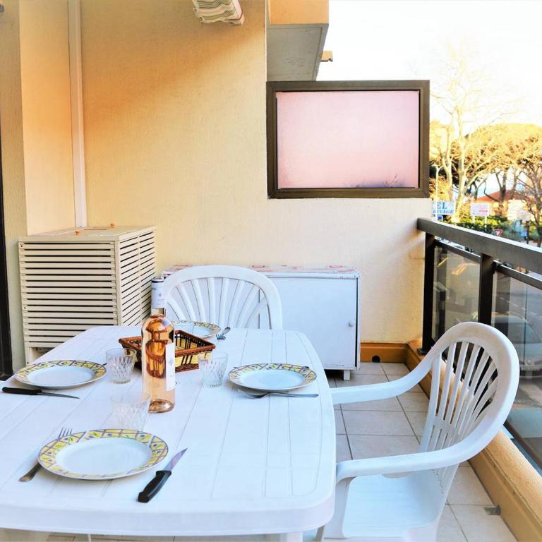 Appartement climatisé, 4 couchages, à 2 pas de la plage au Lavandou - FR-1-251-93 - Appartement (4 Adultes) - 7