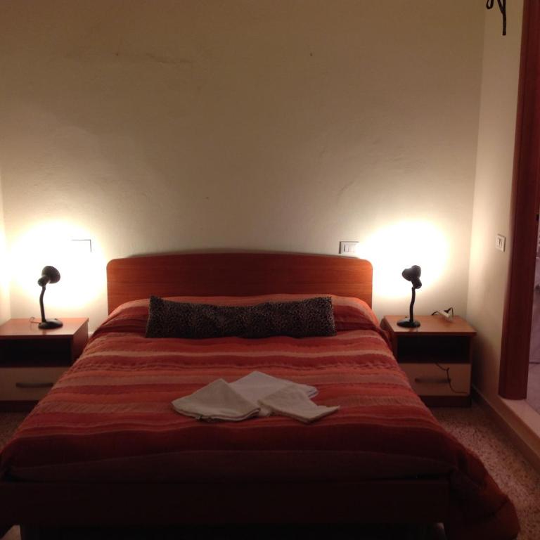 San Marco - Triple Room with Private Bathroom - 6
