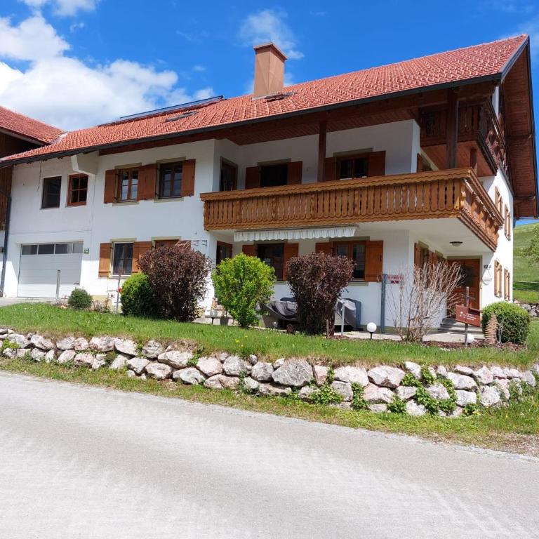 Haus Guggemos - Apartment mit 3 Schlafzimmern - 2