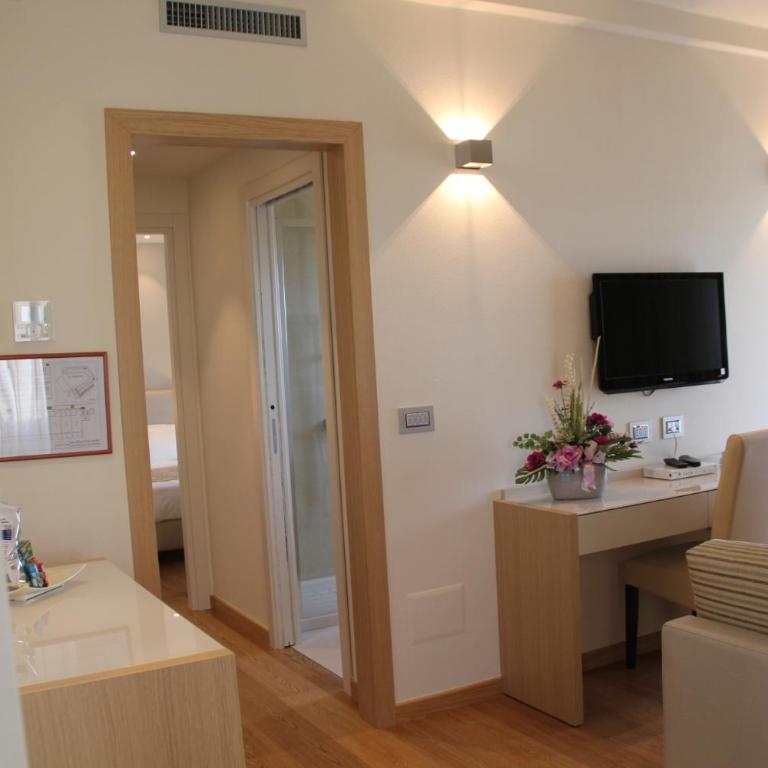 Hotel Calabona - Suite con Balcone - 1