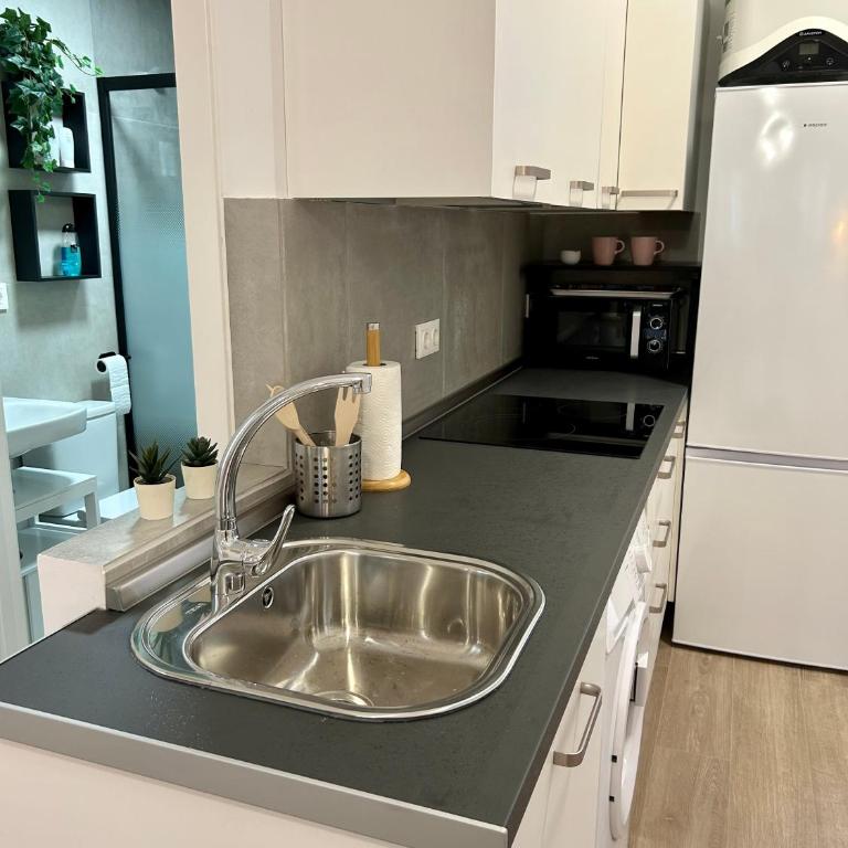 Coqueto apartamento céntrico con piscina - One-Bedroom Apartment - 10