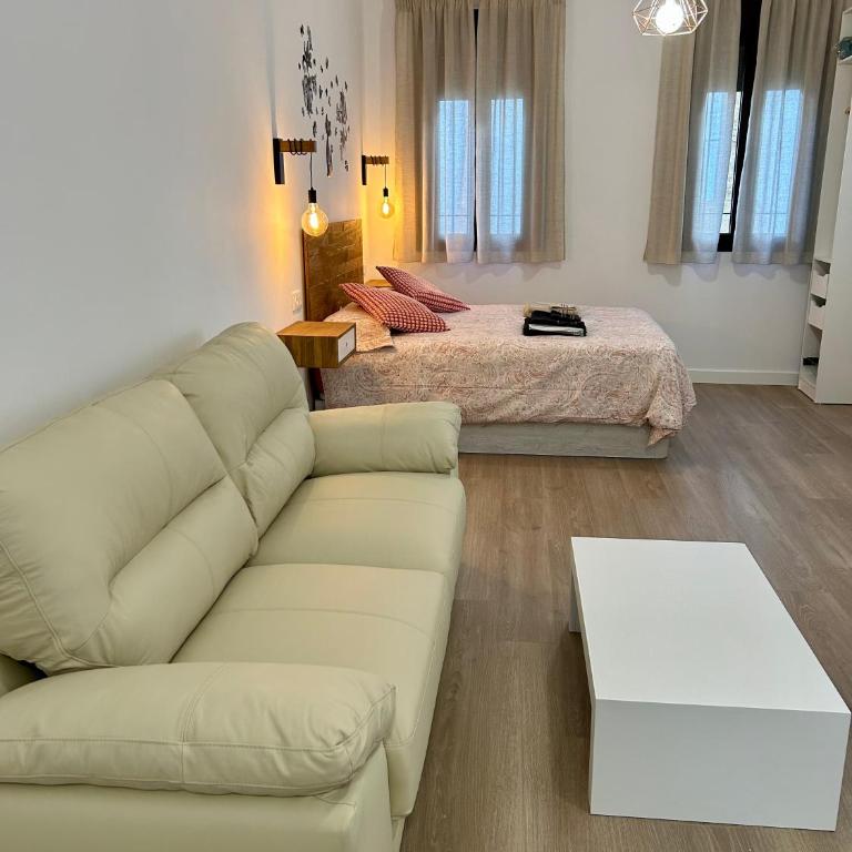 Coqueto apartamento céntrico con piscina - One-Bedroom Apartment - 3