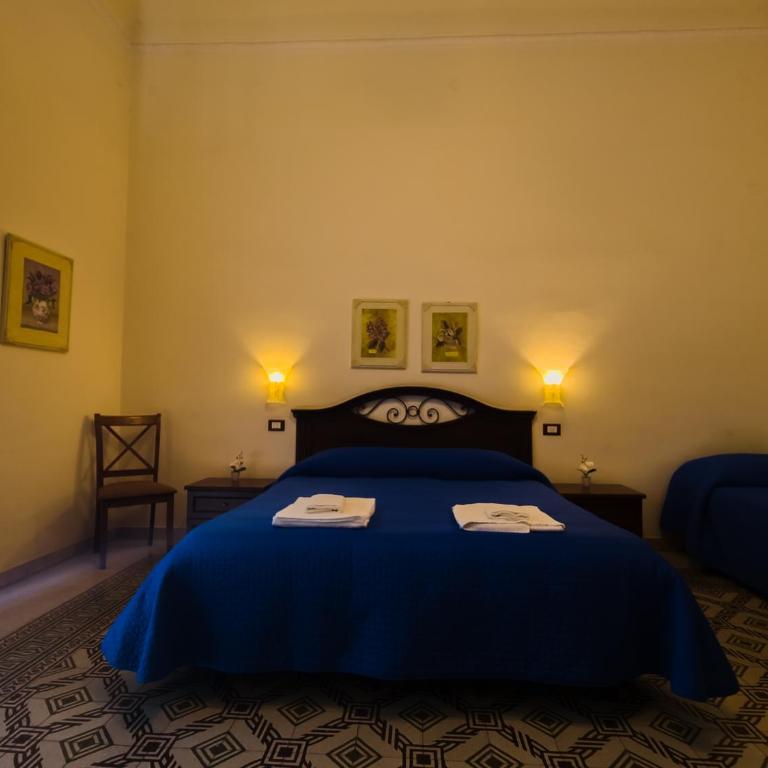 B&B Liberty - Family Room with Balcony - 4