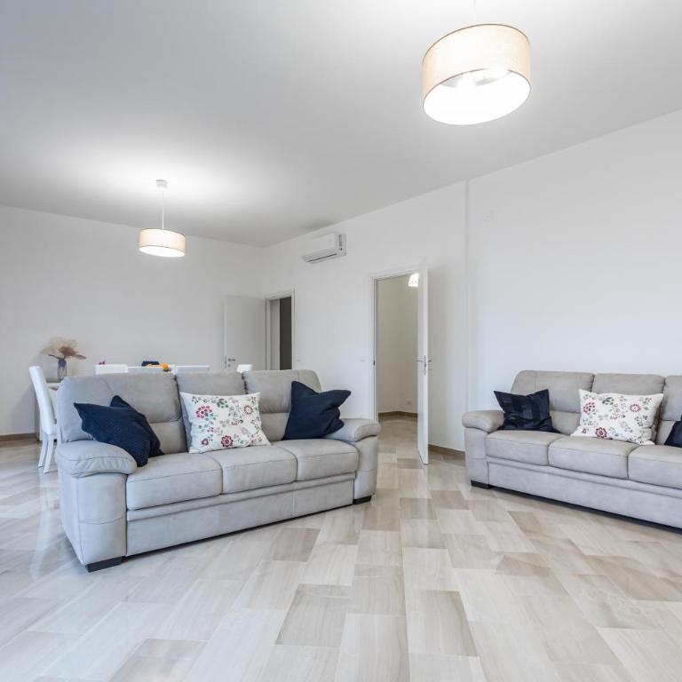 GuestHost - Trapani Seaview Modern Apartment near the Beach - Appartamento con 3 Camere da Letto - 2