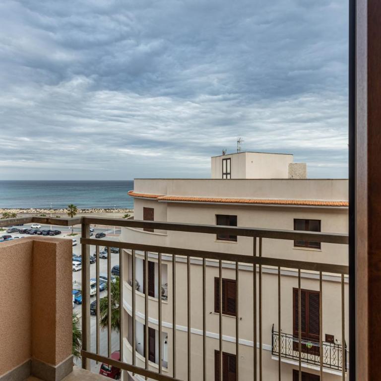 GuestHost - Trapani Seaview Modern Apartment near the Beach - Appartamento con 3 Camere da Letto - 7
