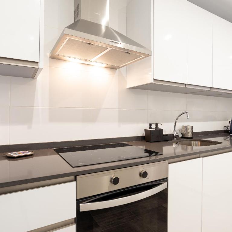 Modern apartment near Huelin Beach & Free Parking - Apartamento de 2 dormitorios - 12