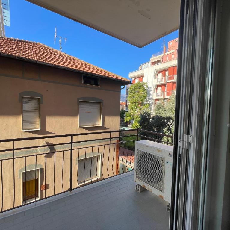[50 metri dal mare] - Free parking e A/C - Appartamento con 2 Camere da Letto - 13