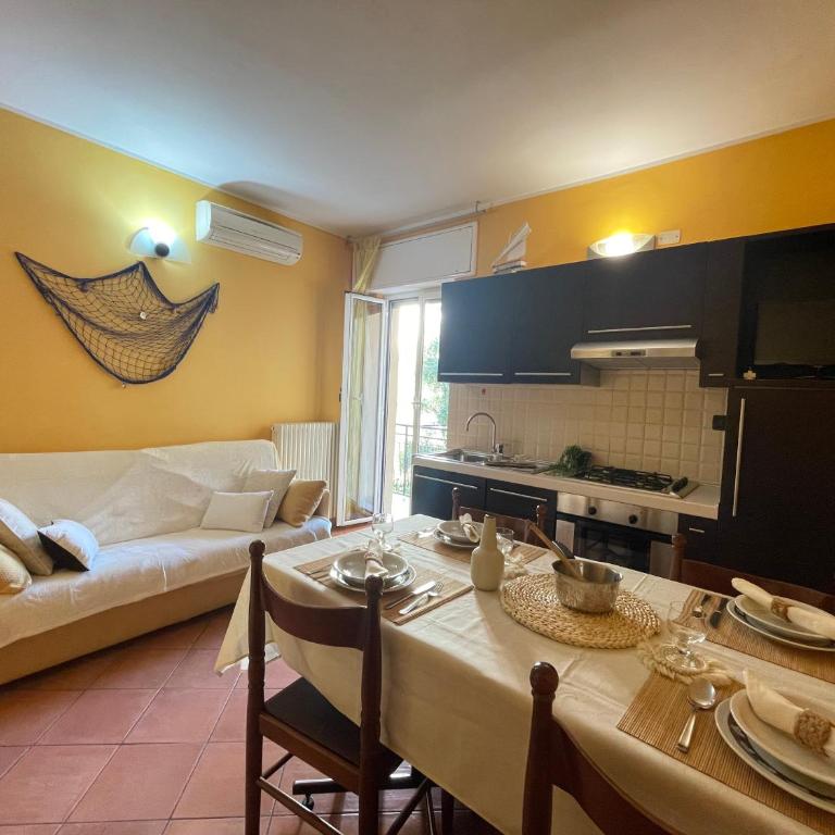 [50 metri dal mare] - Free parking e A/C - Appartamento con 2 Camere da Letto - 19
