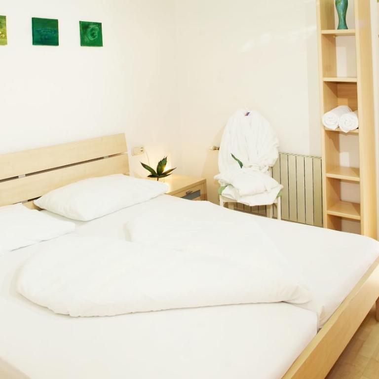 Hotel Garni ELISABETH - Apartment mit 1 Schlafzimmer und Balkon - 13