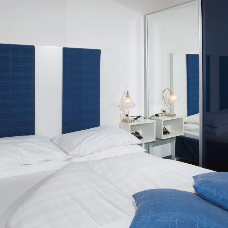 Hotel Garni ELISABETH - Apartment mit 1 Schlafzimmer und Balkon - 16