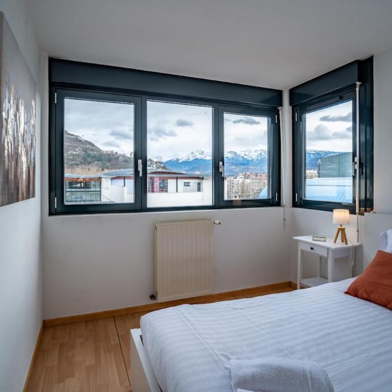 Standing Europole, garage privé, calme, netflix - Appartement avec Balcon - 4