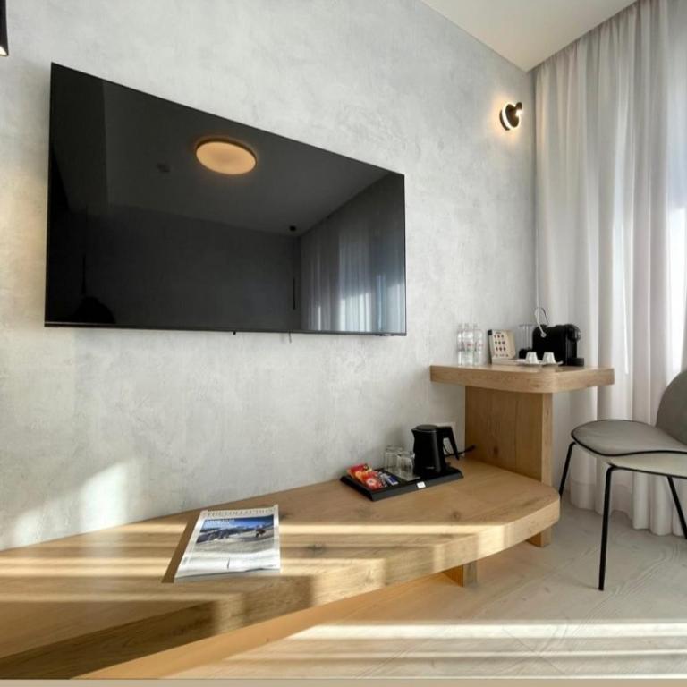 ConnectIN Apartments - Deluxe Queen Studio - 6