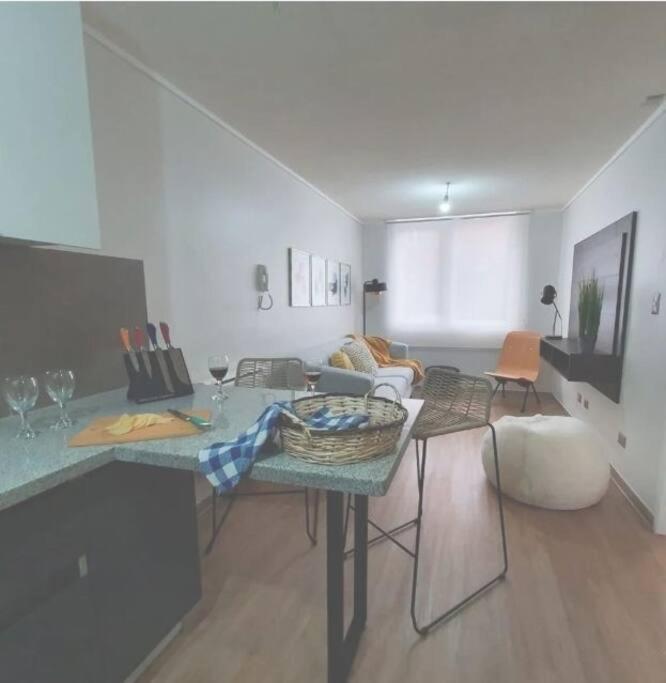 407/ Precioso apartamento 1D+1B // JUMBO+CENTRO 5 MIN - Apartamento de 2 dormitorios - 40