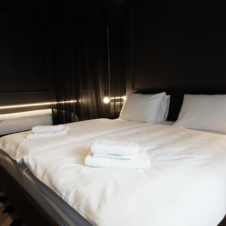 ConnectIN Apartments - Deluxe King Studio - 7
