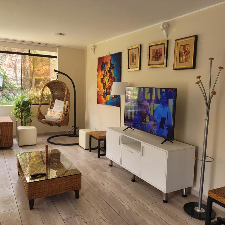 Casa Club Mijail - Three-Bedroom Apartment - 14