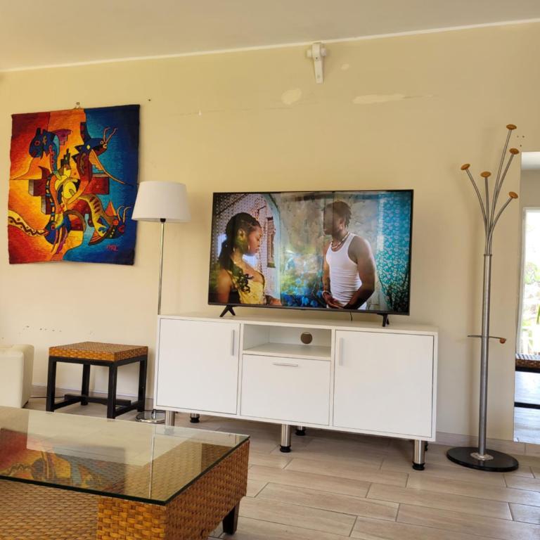 Casa Club Mijail - Three-Bedroom Apartment - 19