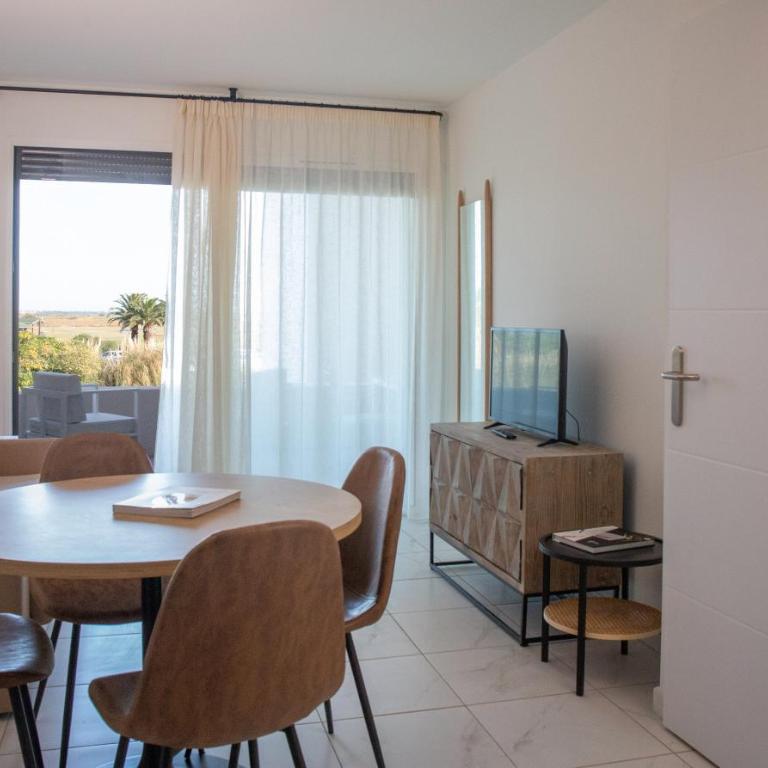 Résidence Pierre & Vacances Premium Horizon Golf - Appartement 1 Chambre avec Balcon (4 Personnes) - Vue sur Golf - 2