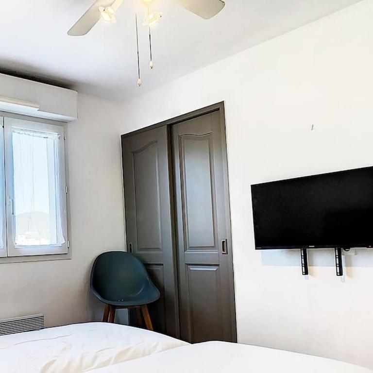 Port Marine - T3 calme, avec terrasse, piscine, près de la plage - Apartamento de 2 dormitorios - 8