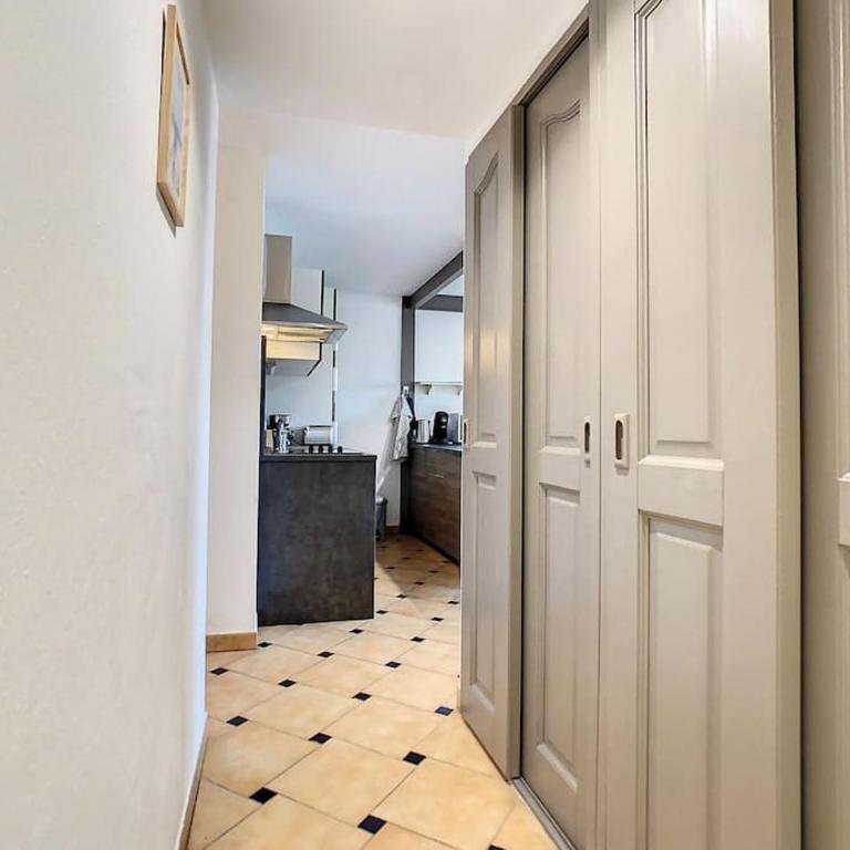 Port Marine - T3 calme, avec terrasse, piscine, près de la plage - Apartamento de 2 dormitorios - 11